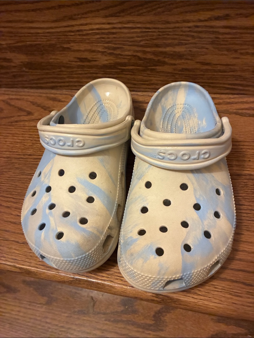 CROCS Kids Tie-Dye Clogs in Light Blue and Cream